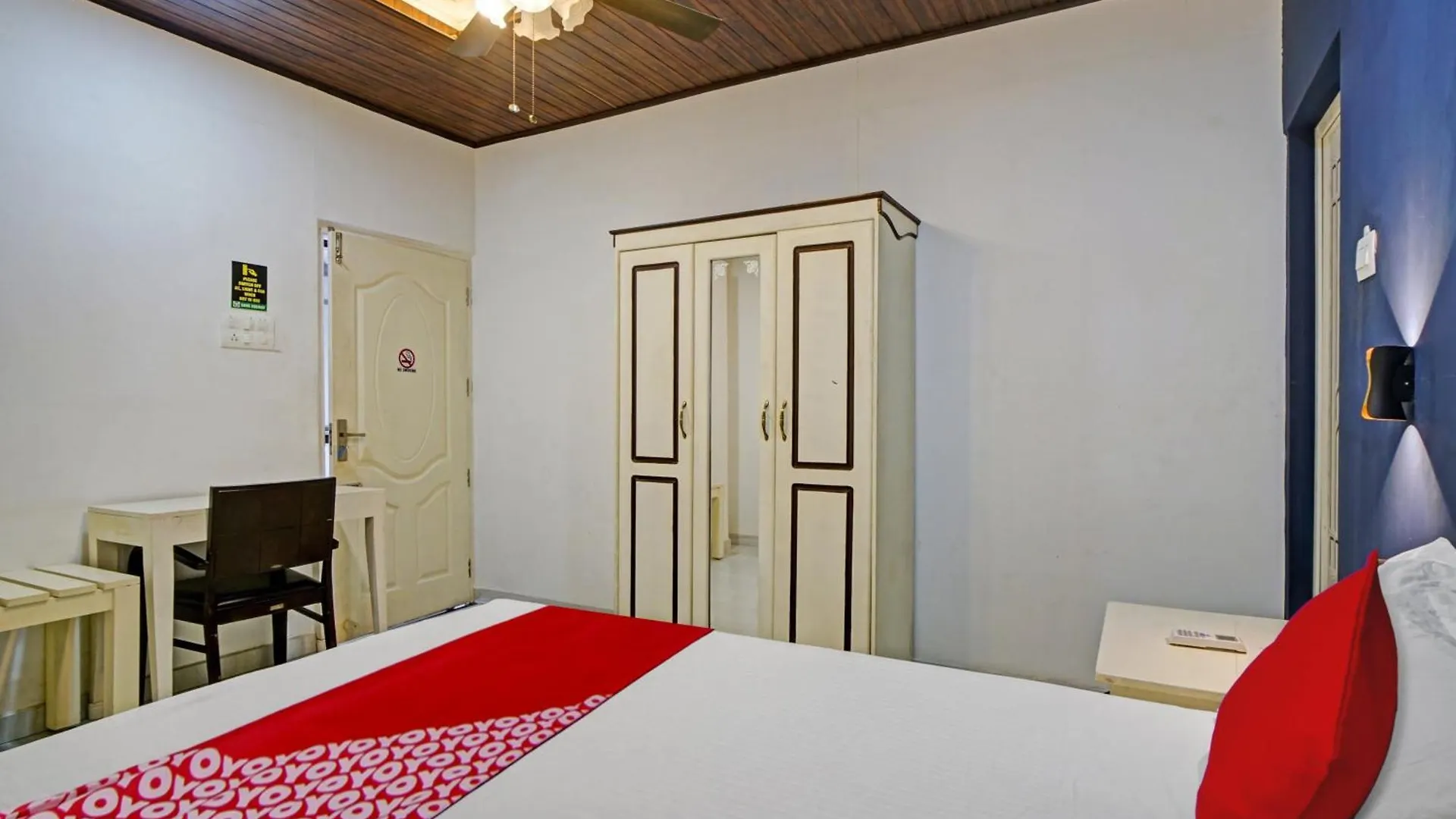 Hotel O The Coffee Club Executive Lodging Alappuzha